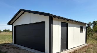 Garaż 6m x 5,80m z płyty warstwowej PIR 60mm Garaż 6m x 5,80m z płyty warstwowej PIR 60mm
