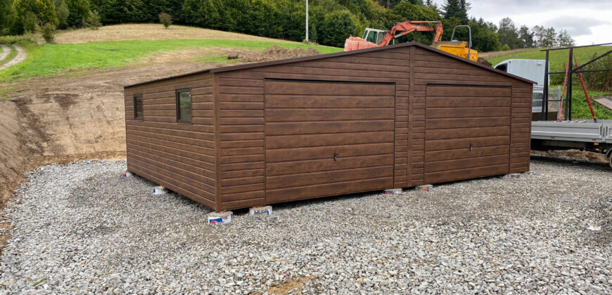 Garaż 8m x 6m, Orzech