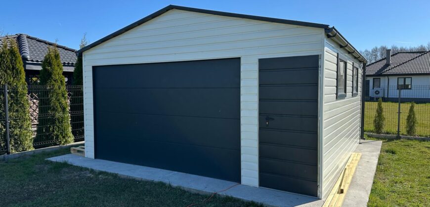 Garaż blaszany 5,5m x 5,5m(do 35m2) Bialy + Grafit, brama segmentowa 
