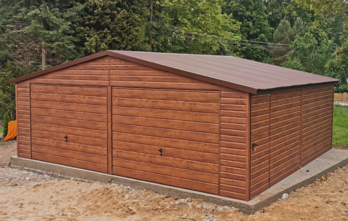 Garaż 7m x 6m, Orzech