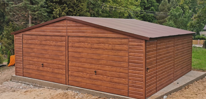 Garaż 7m x 6m, Orzech