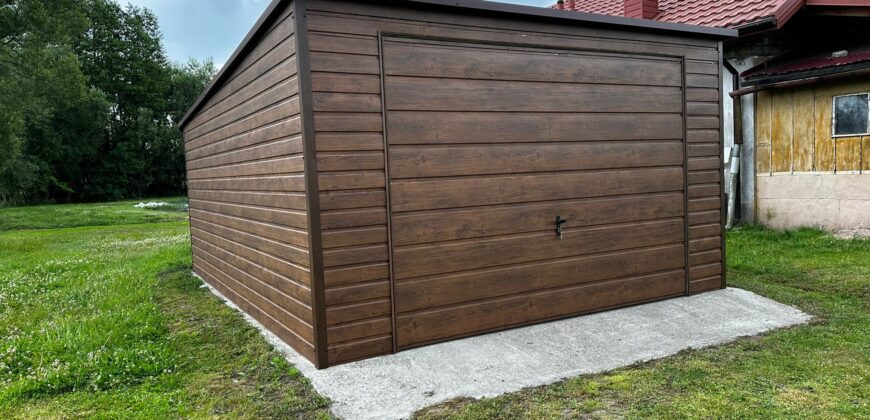 Garaż 4m x 6m (do 35m2) Orzech, automatyka