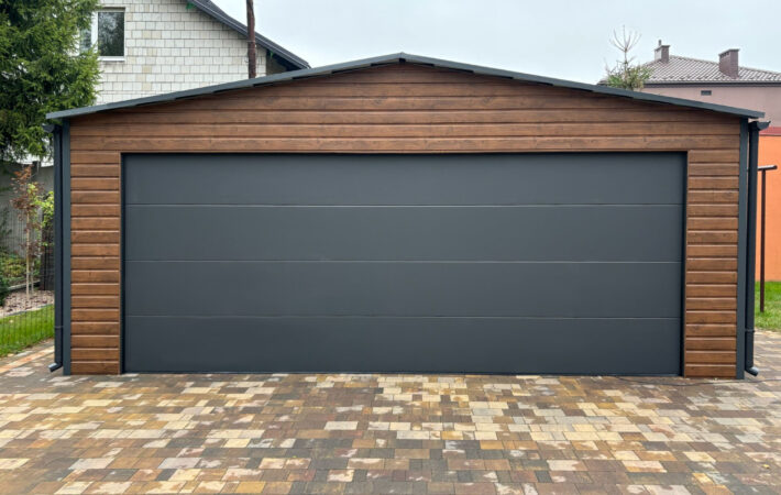 Garaż 6m x 5,80m (do 35m2) Orzech + Grafit, brama segmentowa