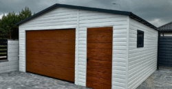 Garaż 5,50m x 6m, RAL9010 + „Orzech”, brama segmentowa