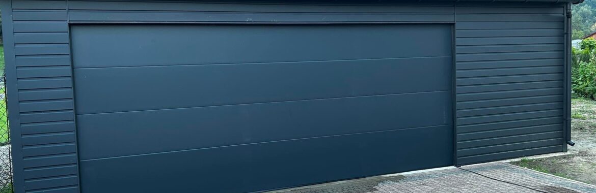 Garaż 7,50m x 6m Grafit, brama segmentowa
