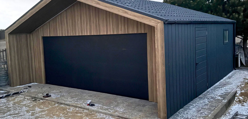Barnbox 6m x 5.80m + 1m. Garaż – nowoczesna stodoła