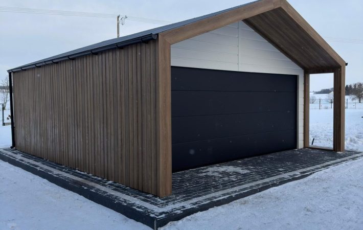 BarnBox 6,0×5,8 m + wypust 1 m