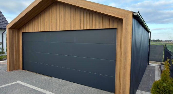 BarnBox 6 m x 5.80 m + wypust 0,5 m