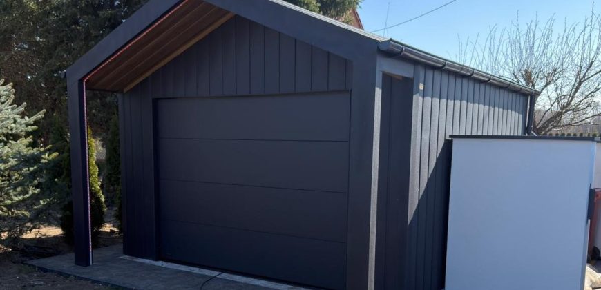 BarnBox 4×4 + 1 m – nowoczesny garaż z wypustem